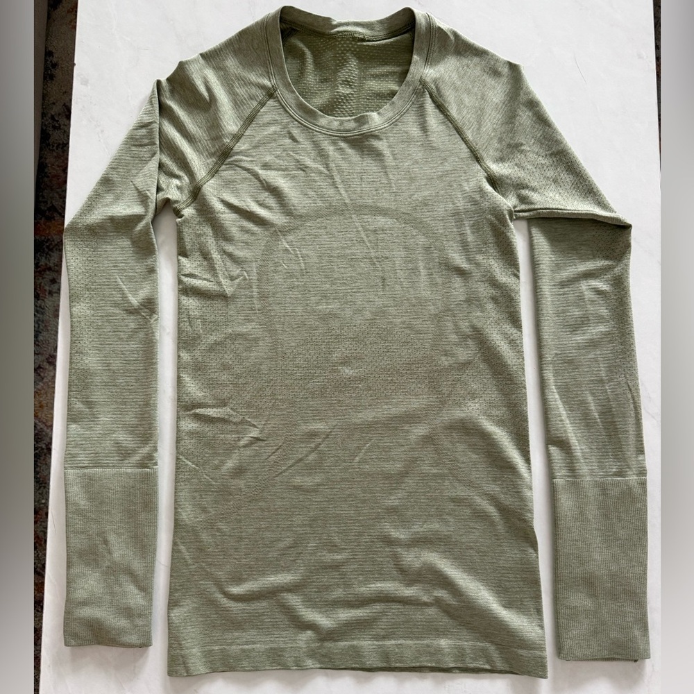 lululemon Long Sleeve Top - Light Green